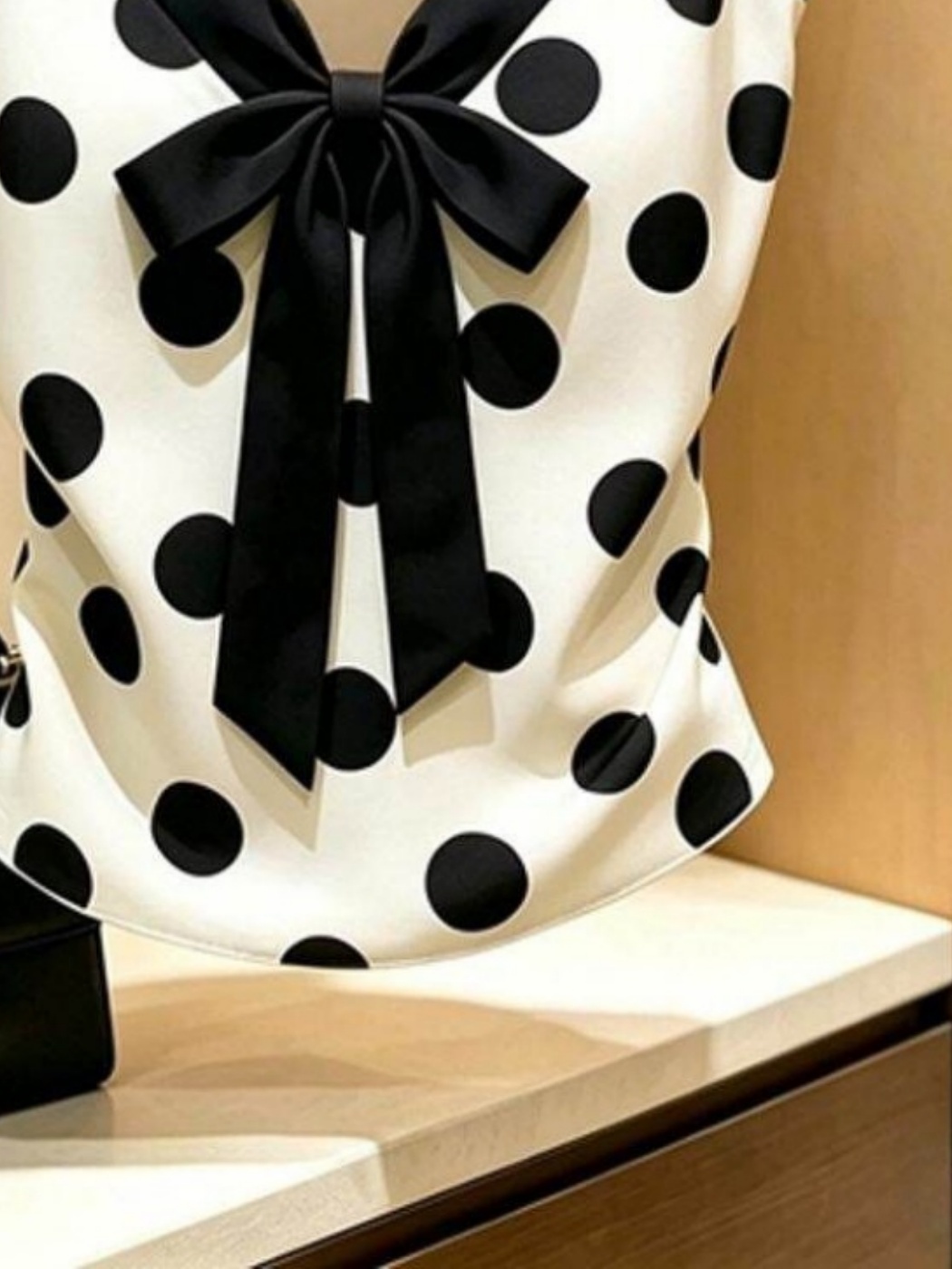 Fashionable V-neck  Knot Top W - Street Fashion Look recension och pris