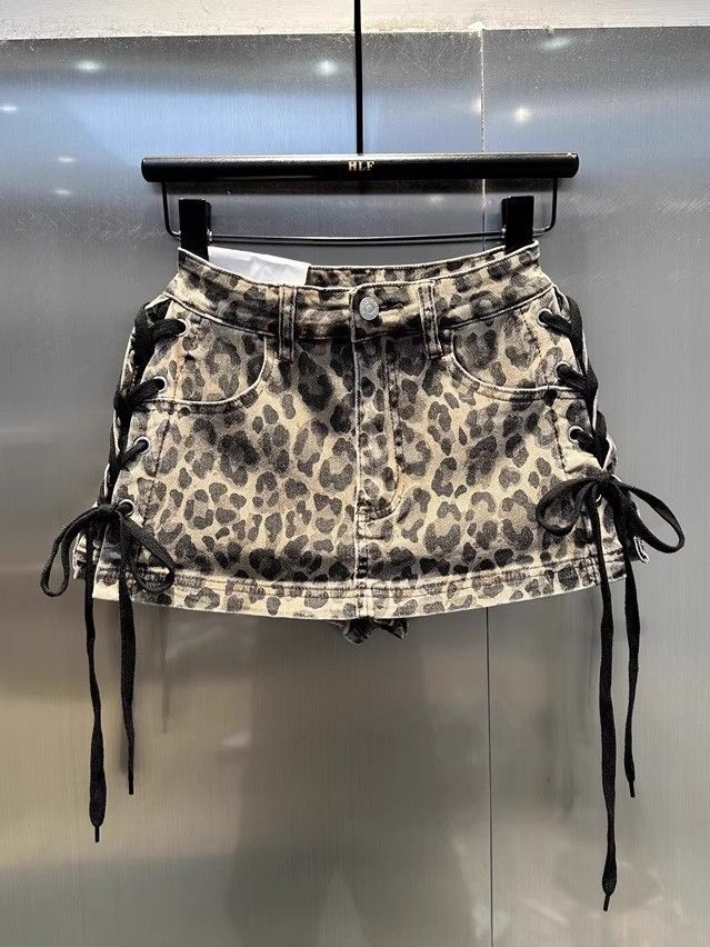 Strap-on Spice Girl Hip Skirt  - Street Fashion Online recension och pris