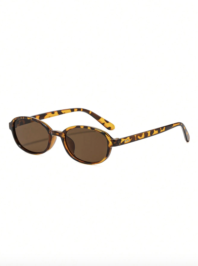 A pair of unisex leopard print - Street Fashion Look recension och pris