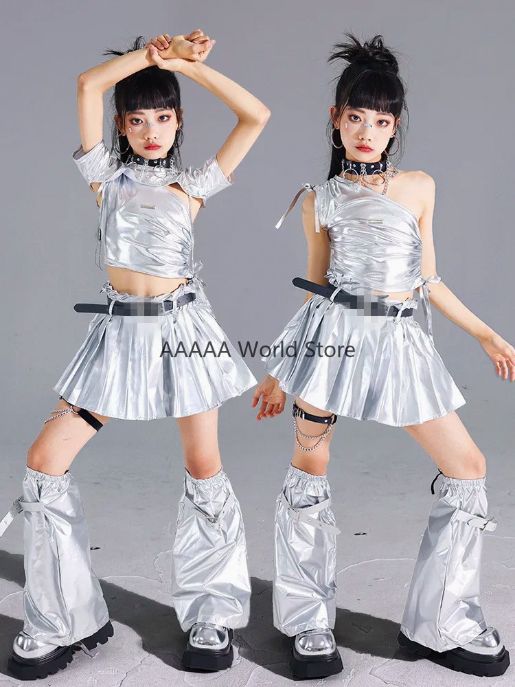 Cosplay Silver Crop Top Pleate - Street Fashion Europe recension och pris
