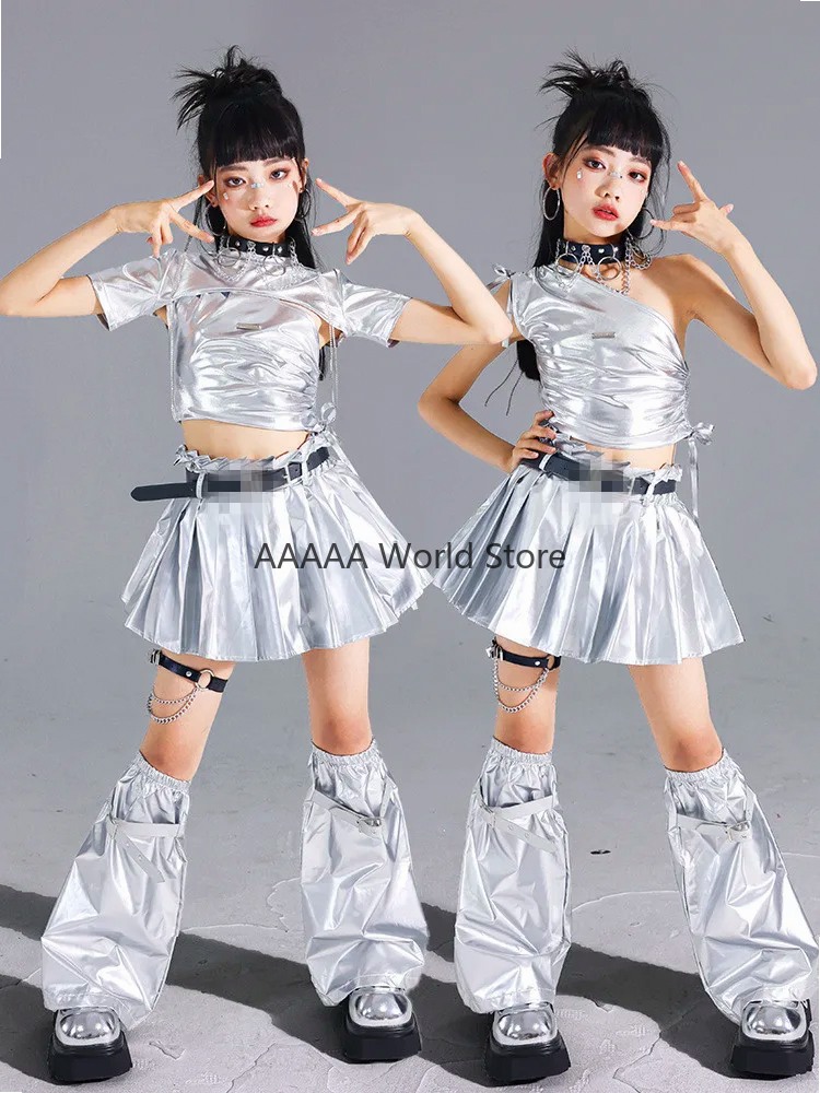 Cosplay Silver Crop Top Pleate - Street Fashion Europe recension och pris
