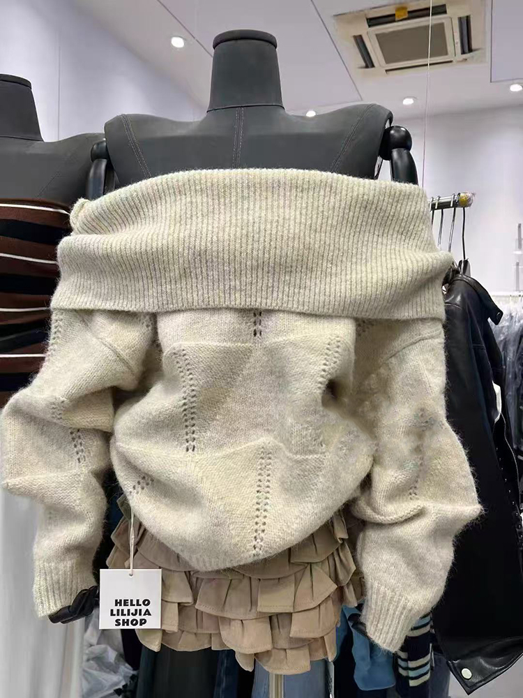 Fashion Slash Neck Knit Sweate - Korean Street Fashion Female recension och pris